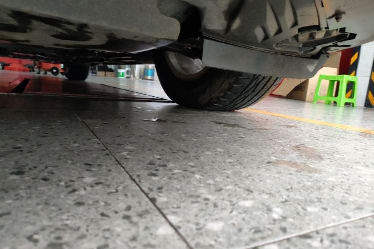Used Buick Envision 2018 20T Two-Wheel Drive Luxury Model Chassis Front Right