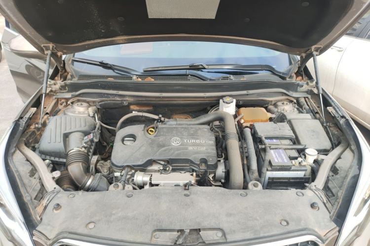 Used Buick Envision 2018 20T Two-Wheel-Drive Leading Model Engine Bay