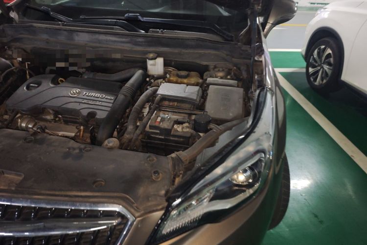 Used Buick Envision 2018 20T Two-Wheel-Drive Elite Model Engine Bay Left