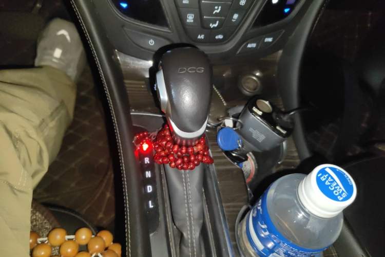 Used Buick Envision 2018 20T Two-Wheel-Drive Elite Model Gear Lever