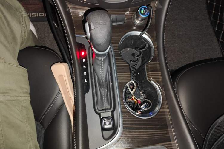 Used Buick Envision 2018 20T Two-Wheel-Drive Leading Model Gear Lever