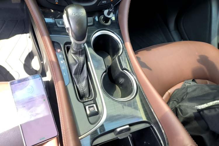 Used Buick Envision 2018 20T Two-Wheel Drive Luxury Model Gear Lever