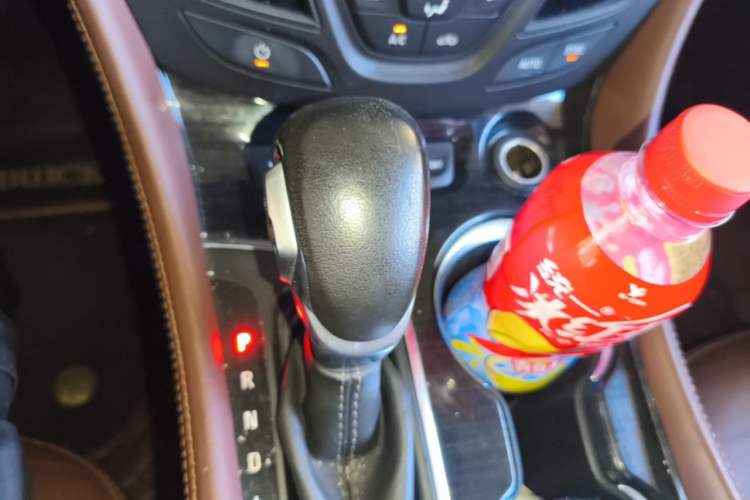 Used Buick Envision 2018 28T Four-Wheel Drive Elite Version Gear Lever
