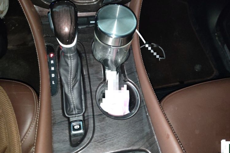 Used Buick Envision 2018 28T Four-Wheel Drive Elite Version Gear Lever
