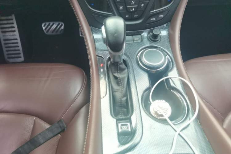 Used Buick Envision 2018 28T Four-Wheel Drive Luxury Model Gear Lever