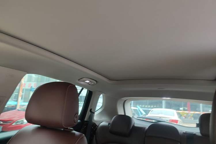 Used Buick Envision 2018 28T Four-Wheel Drive Elite Version Headliner