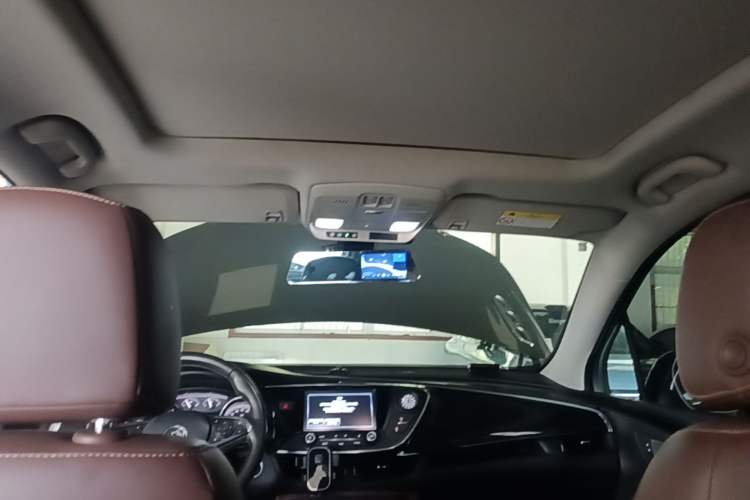 Used Buick Envision 2018 28T Four-Wheel Drive Elite Version Headliner