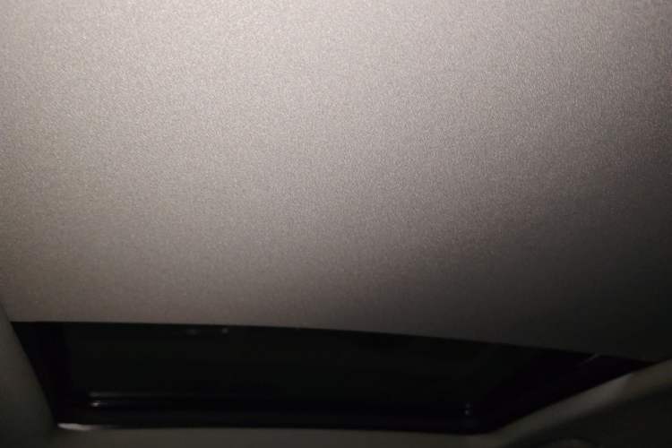 Used Buick Envision 2018 28T Four-Wheel Drive Elite Version Headliner