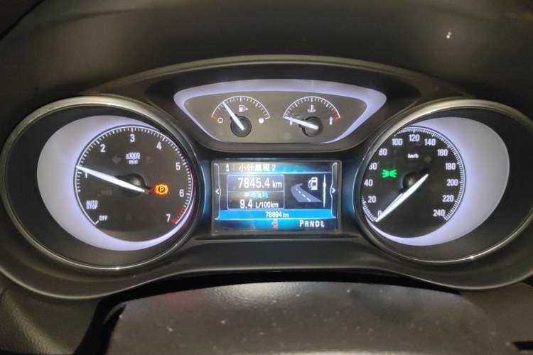 Used Buick Envision 2018 20T Two-Wheel-Drive Elite Model Instrument Cluster