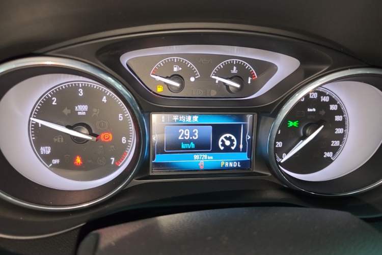 Used Buick Envision 2018 20T Two-Wheel-Drive Elite Model Instrument Cluster