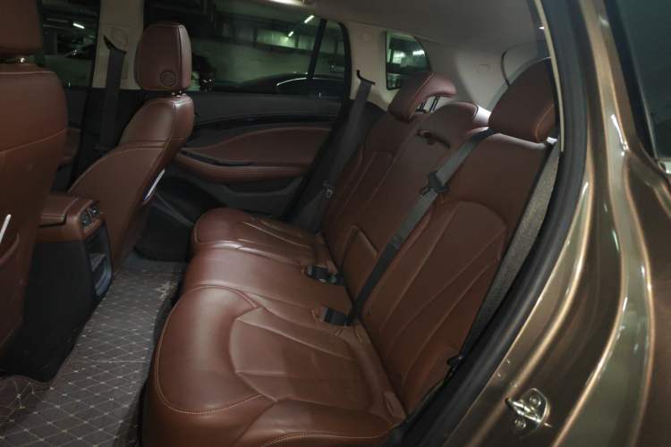 Used Buick Envision 2018 28T Four-Wheel Drive Luxury Model Interior 4