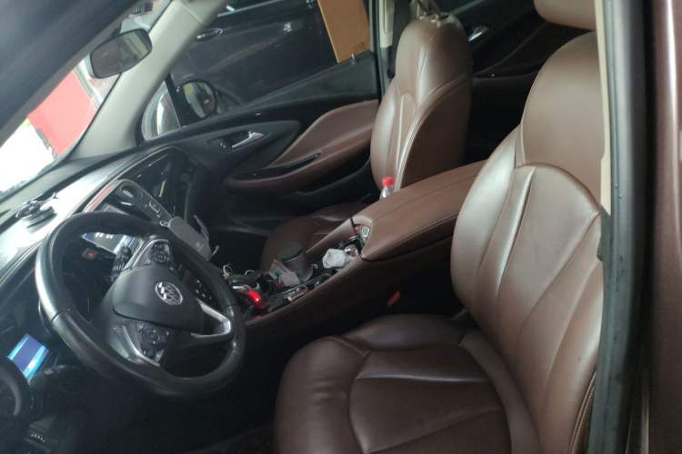 Used Buick Envision 2018 20T Two-Wheel Drive Luxury Model Left Front Seat