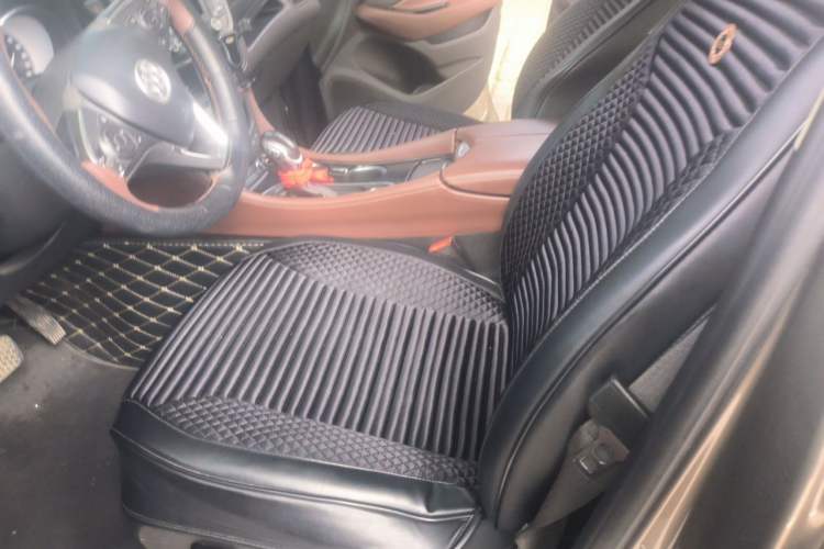 Used Buick Envision 2018 20T Two-Wheel Drive Luxury Model Left Front Seat