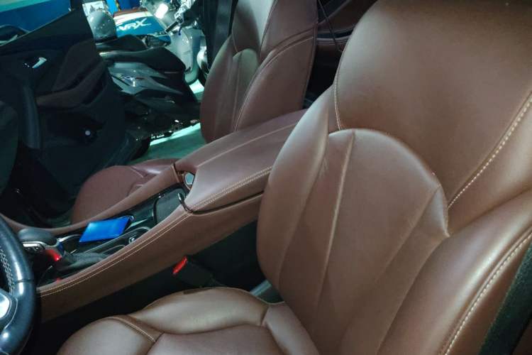 Used Buick Envision 2018 28T Four-Wheel Drive Elite Version Left Front Seat