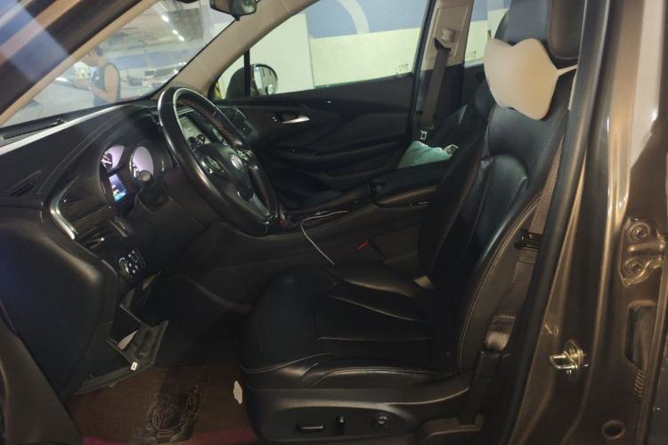 Used Buick Envision 2018 20T Two-Wheel-Drive Elite Model Left Front Seat