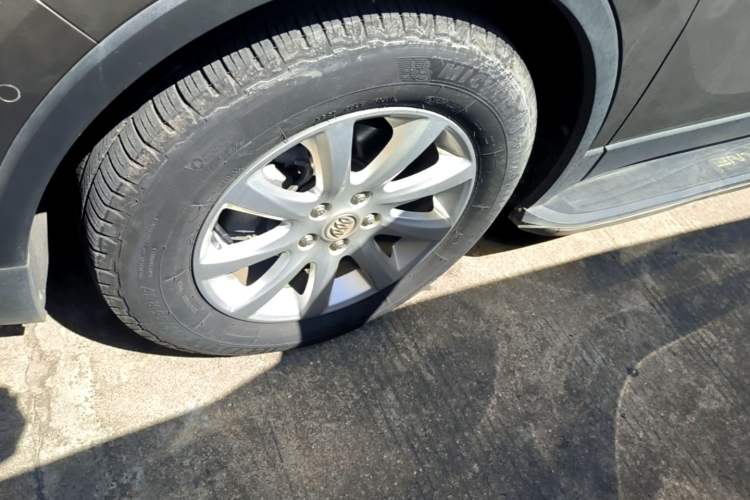 Used Buick Envision 2018 20T Two-Wheel Drive Luxury Model Left Front Wheel Hub