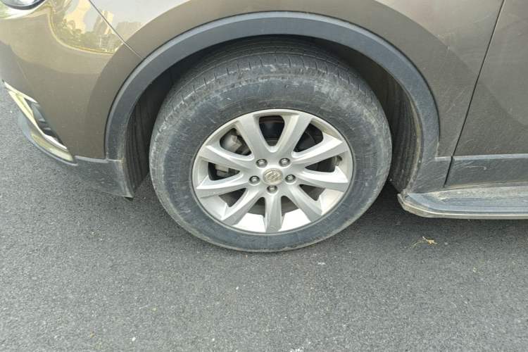 Used Buick Envision 2018 20T Two-Wheel-Drive Leading Model Left Front Wheel Hub