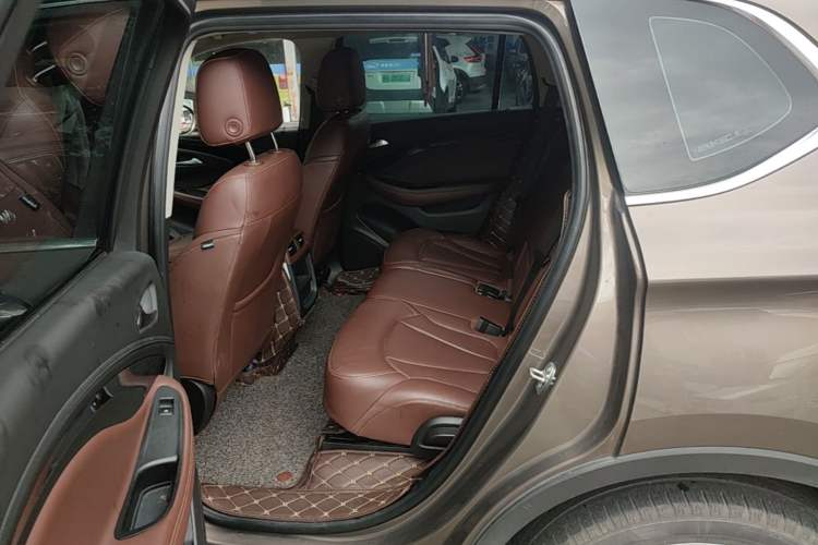 Used Buick Envision 2018 28T Four-Wheel Drive Elite Version Left Rear Seat