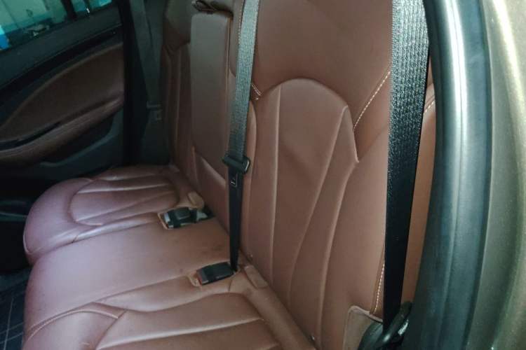 Used Buick Envision 2018 28T Four-Wheel Drive Elite Version Left Rear Seat