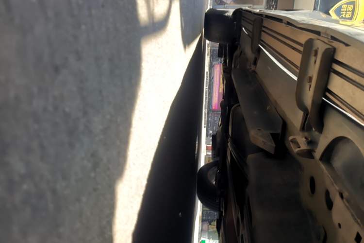 Used Buick Envision 2018 20T Two-Wheel Drive Luxury Model Left Side Sill