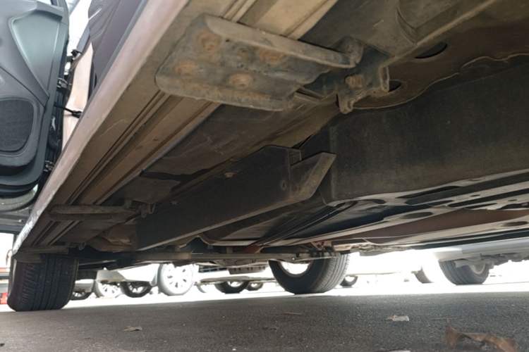 Used Buick Envision 2018 20T Two-Wheel-Drive Leading Model Left Side Sill