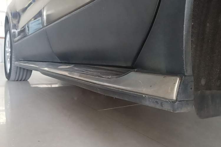 Used Buick Envision 2018 28T Four-Wheel Drive Elite Version Left Side Sill