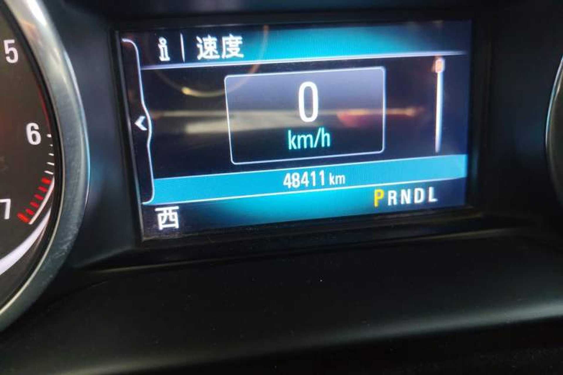 Used Buick Envision 2018 20T Two-Wheel Drive Luxury Model Odometer Close Up