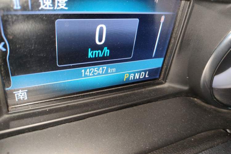 Used Buick Envision 2018 28T Four-Wheel Drive Elite Version Odometer Close Up