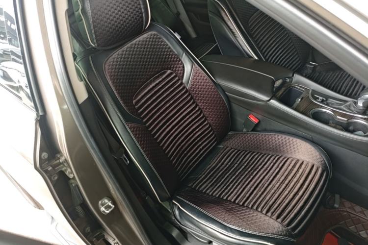Used Buick Envision 2018 20T Two-Wheel-Drive Leading Model Right Front Seat