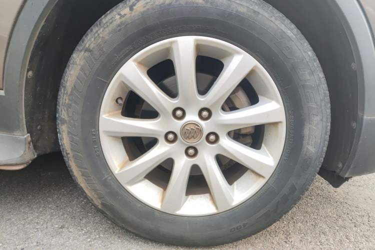 Used Buick Envision 2018 20T Two-Wheel-Drive Leading Model Right Front Wheel Hub