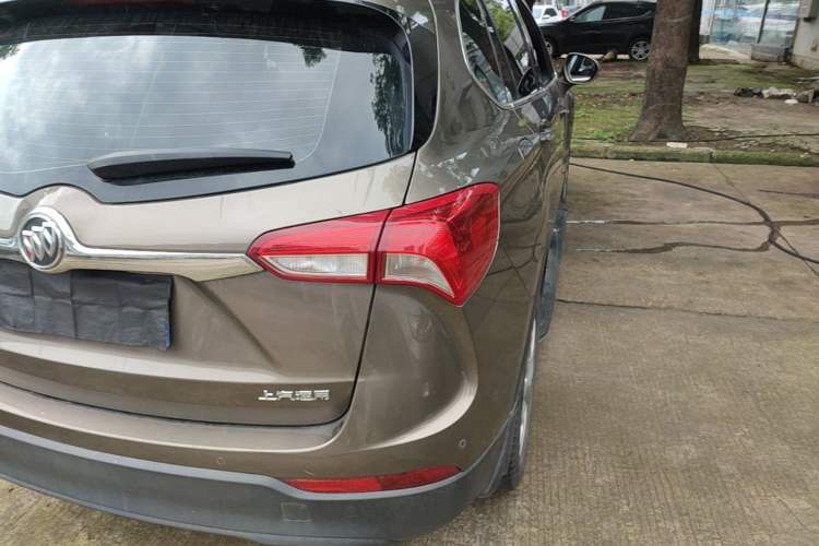 Used Buick Envision 2018 28T Four-Wheel Drive Elite Version Right Rear Taillight