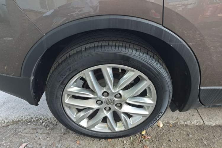 Used Buick Envision 2018 28T Four-Wheel Drive Elite Version Right Rear Wheel Hub