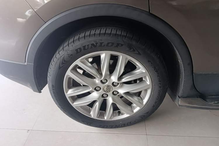Used Buick Envision 2018 28T Four-Wheel Drive Elite Version Right Rear Wheel Hub
