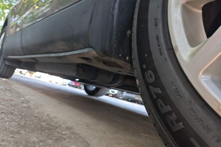 Used Buick Envision 2018 28T Four-Wheel Drive Elite Version Right Side Sill