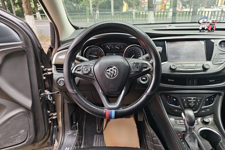 Used Buick Envision 2018 20T Two-Wheel-Drive Elite Model Steering Wheel