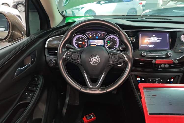 Used Buick Envision 2018 20T Two-Wheel-Drive Elite Model Steering Wheel