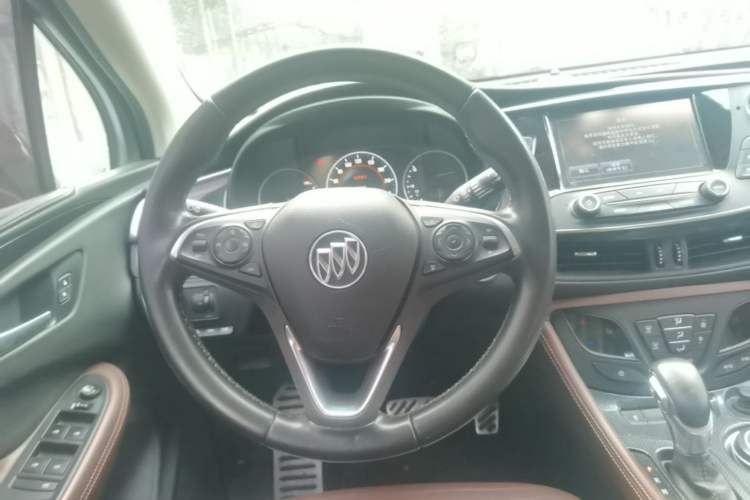 Used Buick Envision 2018 28T Four-Wheel Drive Luxury Model Steering Wheel