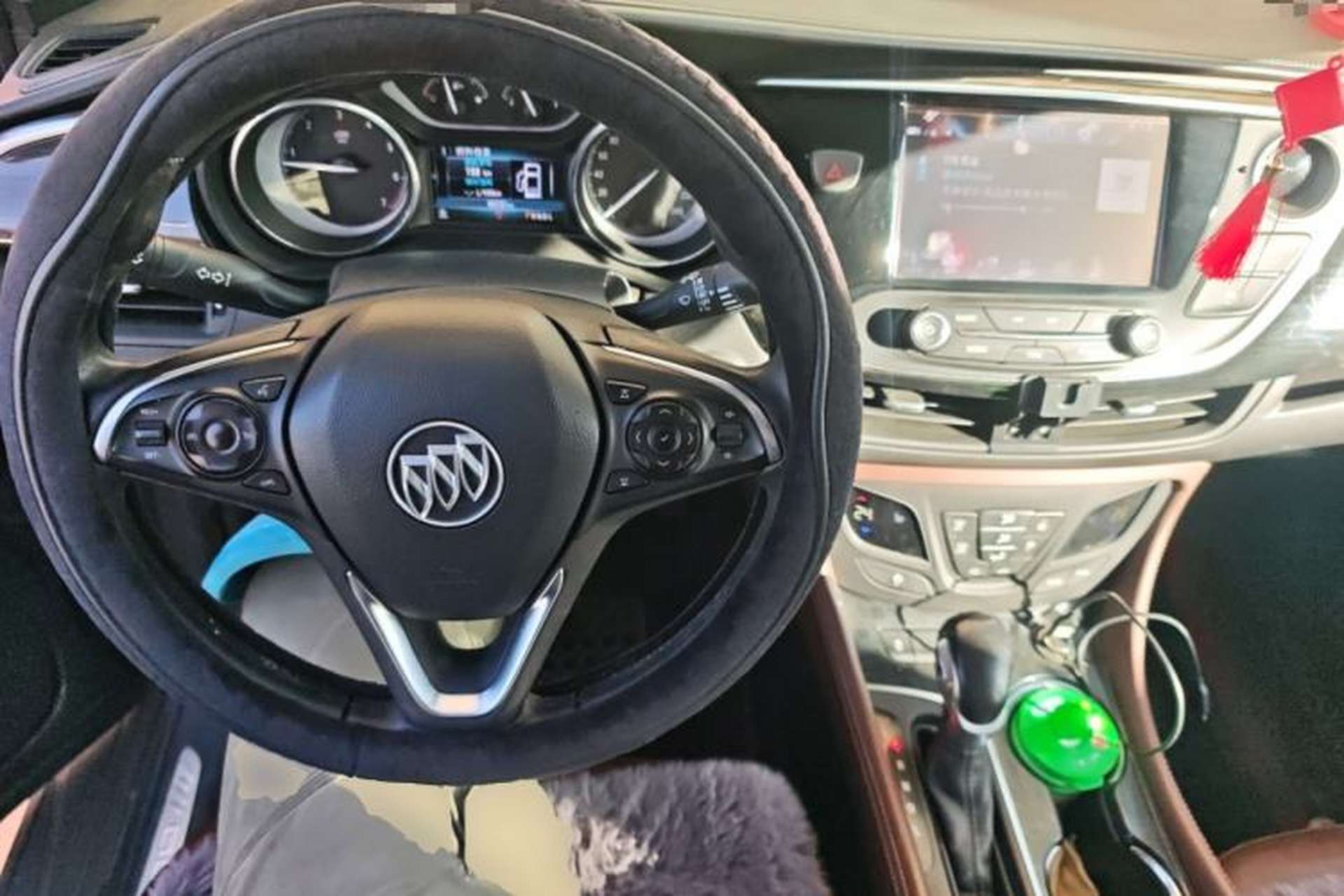 Used Buick Envision 2018 28T Four-Wheel Drive Elite Version Steering Wheel