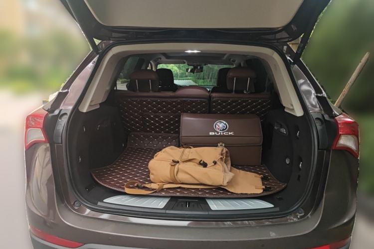 Used Buick Envision 2018 28T Four-Wheel Drive Elite Version Trunk