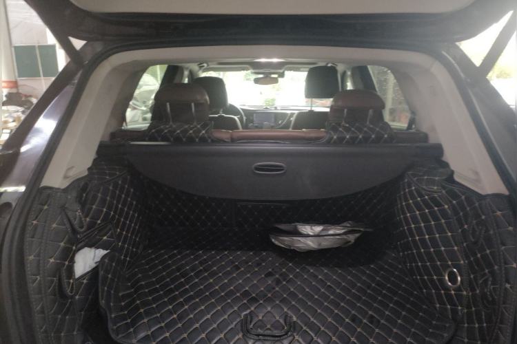 Used Buick Envision 2018 20T Two-Wheel Drive Luxury Model Trunk