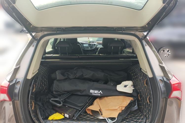 Used Buick Envision 2018 20T Two-Wheel-Drive Leading Model Trunk