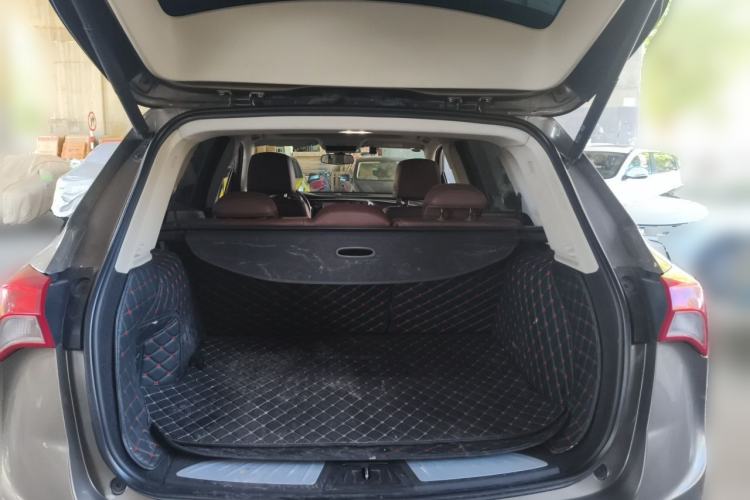Used Buick Envision 2018 28T Four-Wheel Drive Elite Version Trunk