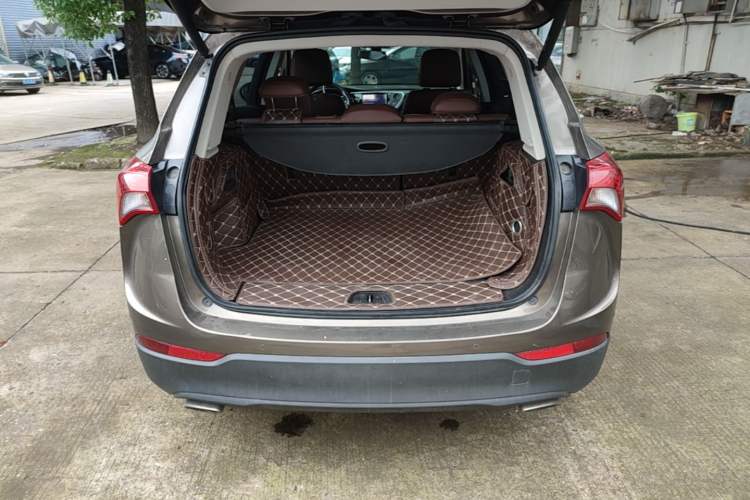 Used Buick Envision 2018 28T Four-Wheel Drive Elite Version Trunk