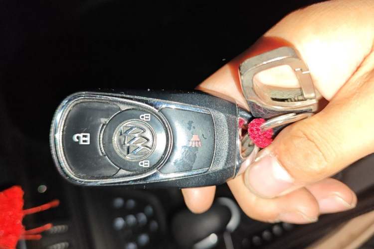 Used Buick Envision 2018 20T Two-Wheel-Drive Leading Model Vehicle Key