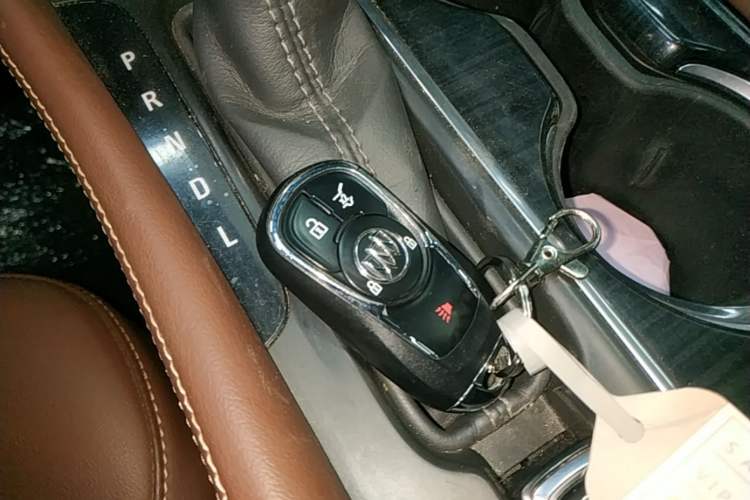 Used Buick Envision 2018 28T Four-Wheel Drive Luxury Model Vehicle Key