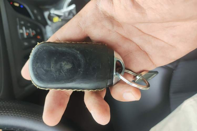 Used Buick Envision 2018 20T Two-Wheel-Drive Leading Model Vehicle Key
