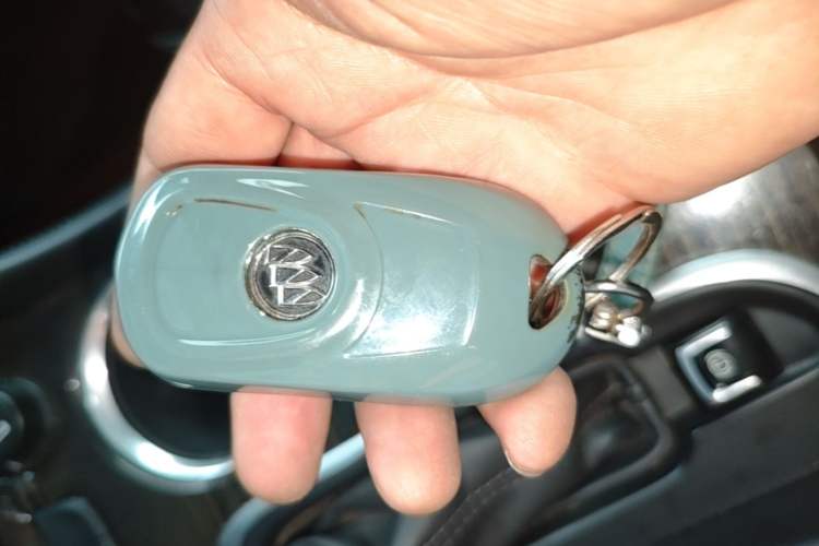 Used Buick Envision 2018 20T Two-Wheel-Drive Leading Model Vehicle Key