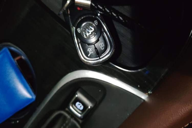 Used Buick Envision 2018 28T Four-Wheel Drive Elite Version Vehicle Key