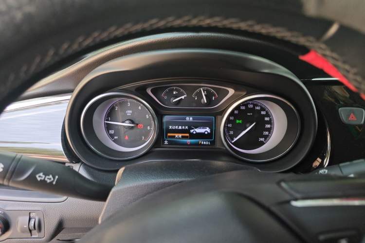 Used Buick Envision 2018 28T Four-Wheel Drive Elite Version Instrument Cluster