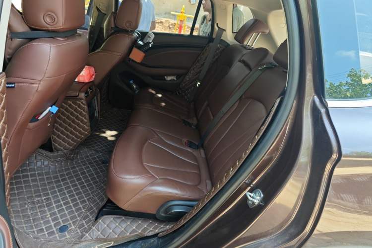 Used Buick Envision 2018 28T Four-Wheel Drive Elite Version Left Rear Seat